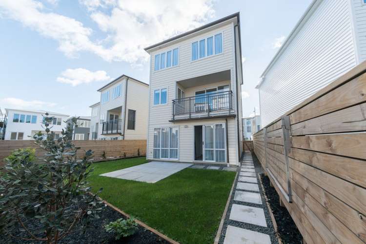 22 Fernly Rise Flat Bush_8