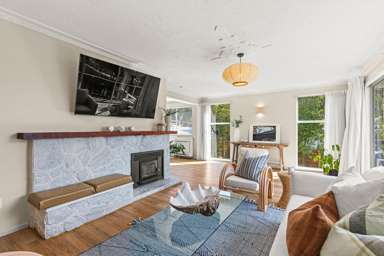 6 Soleares Avenue_4
