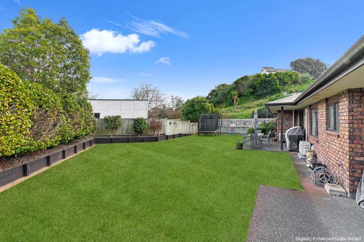 4 Charles Close Springvale_24