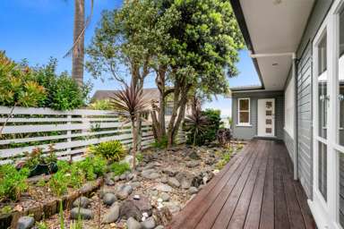 2/349 Glenfield Road_2