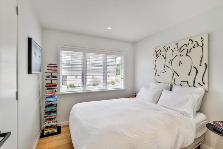 63 Tiroroa Avenue Te Atatu South_12