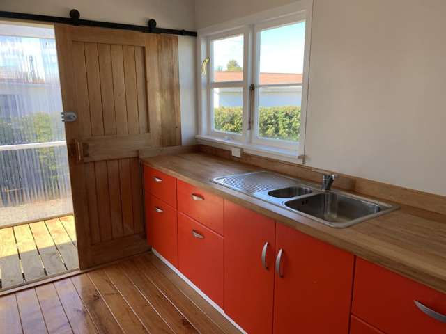 25 Flower Street Bulls_2