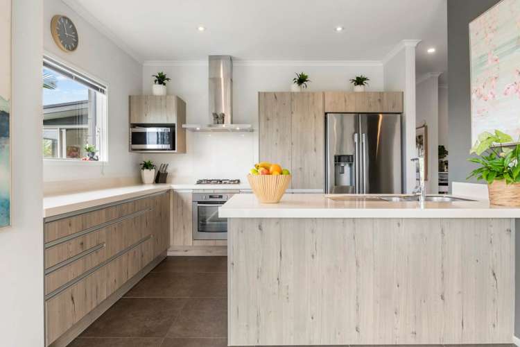 4 Te Oneroa Way Long Bay_10