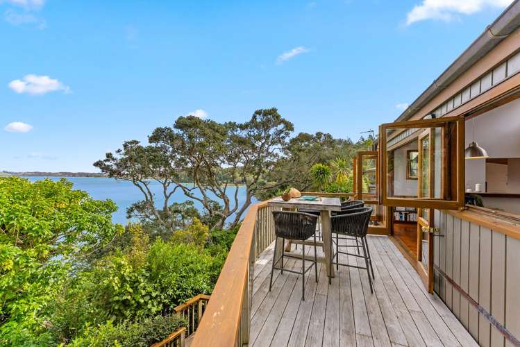 417 Leigh Road Leigh_47