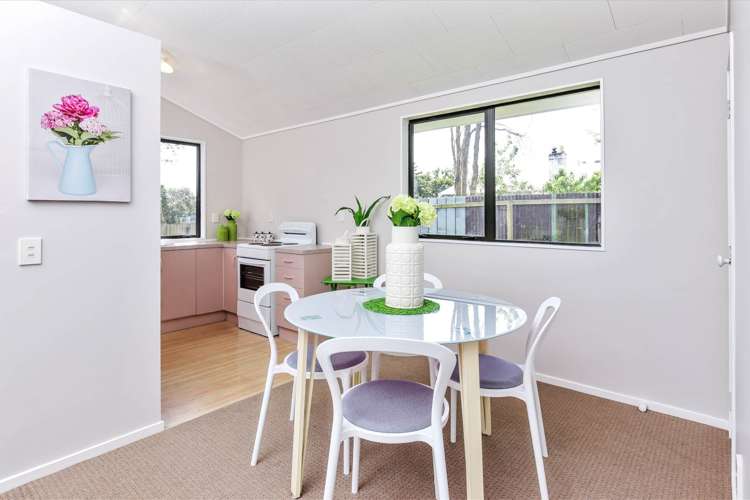 28b Longburn Road Henderson_5