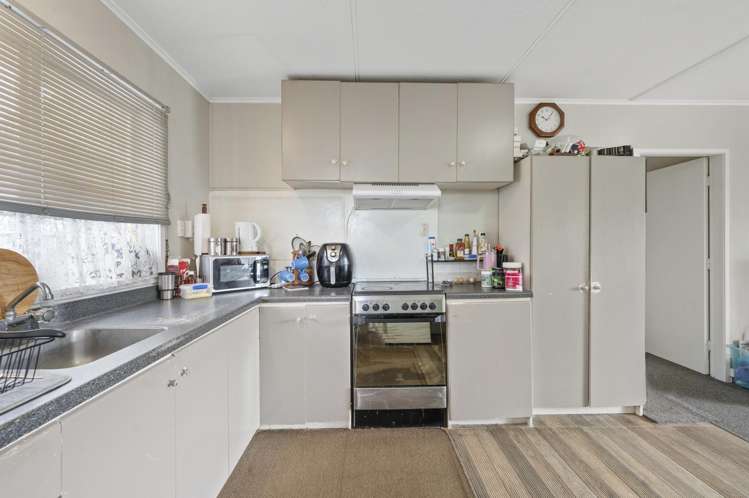 28B Fairview Road_4