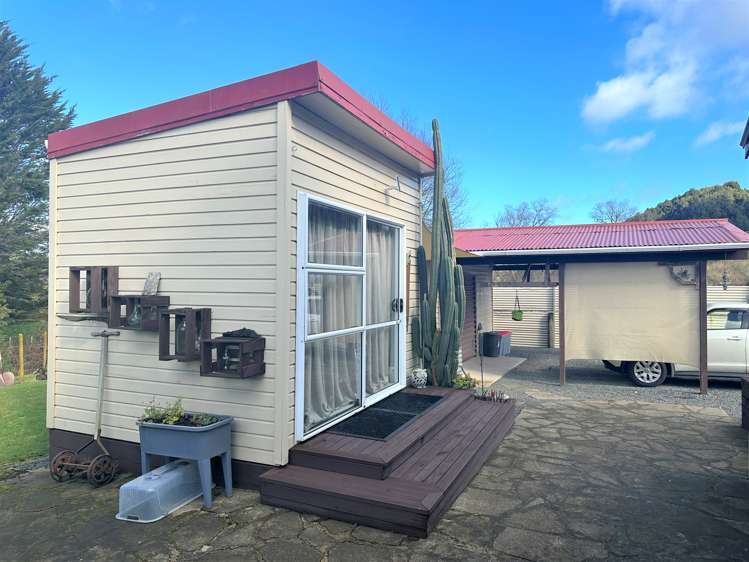 4 Ellis Road Benneydale_16