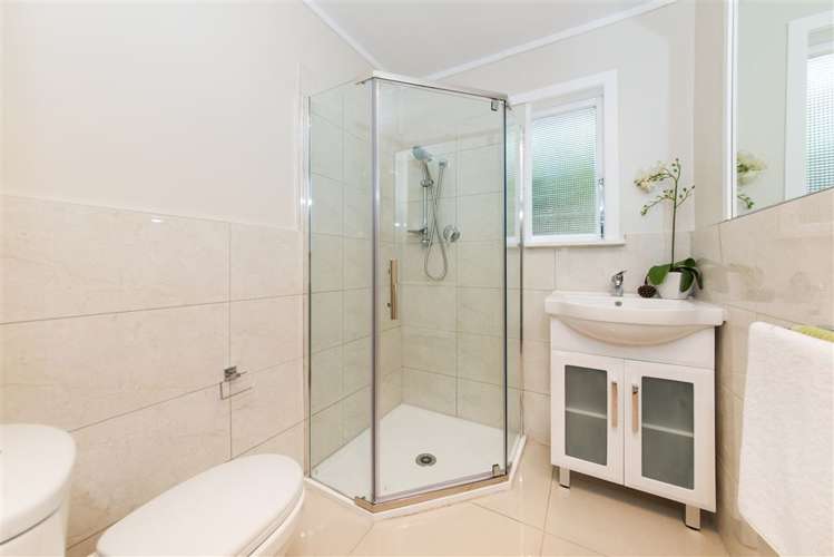 34 Margate Road Blockhouse Bay_13