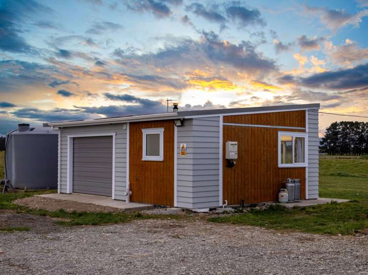 1260 Thongcaster Road Oxford_17