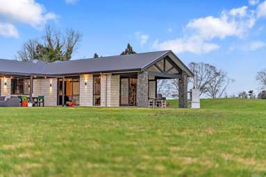 1372 Highway 22_1