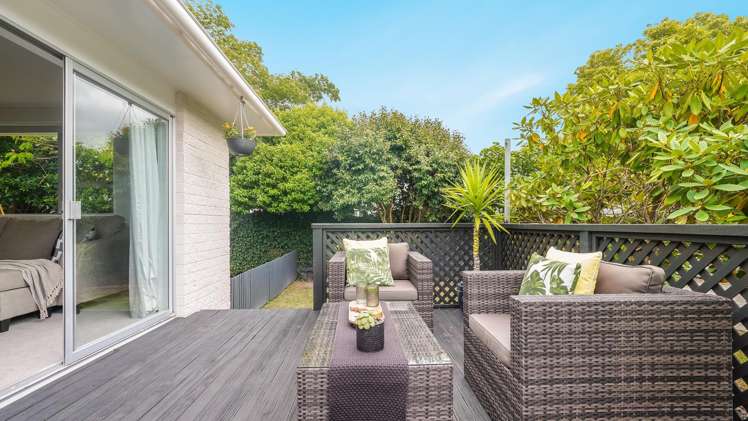 1/10 Denver Grove Totara Park_2