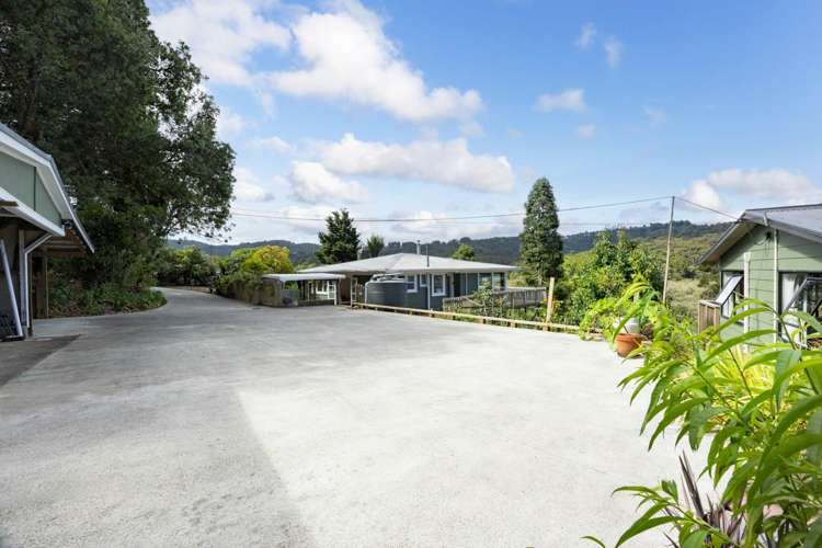 642 Huia Road Parau_27