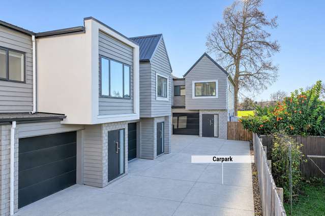 Convenience at Doorstep & No Body Corporate Fees!