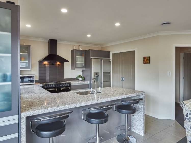 6 Trump Place Kelvin Grove_10