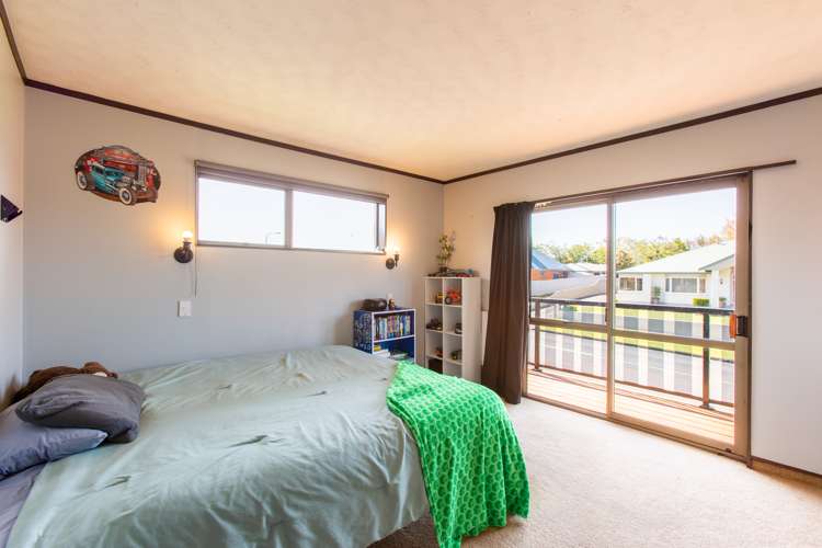 115 Guy Street Dannevirke_18