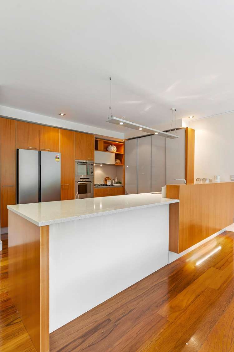 5/258 Hurstmere Road Takapuna_9