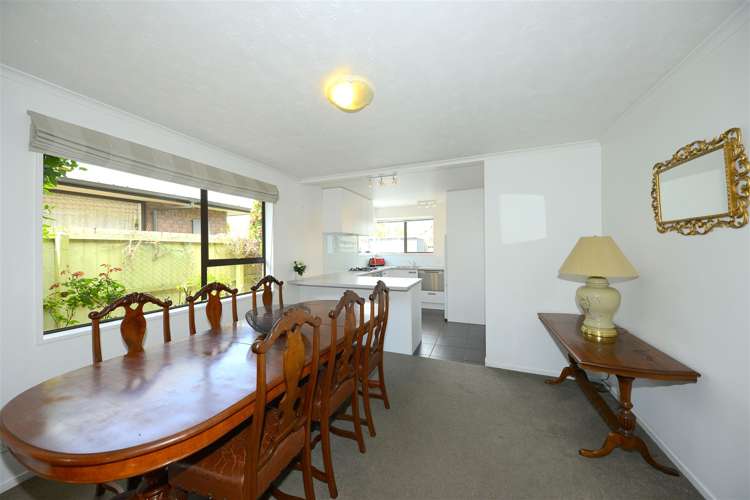 2/11 Rubens Place Burnside_7