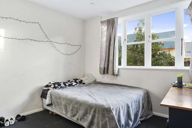 2/28 Scholefield Street Petone_2