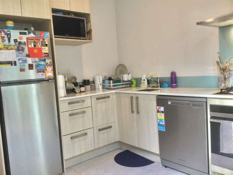 36 Ceramic Lane New Lynn_5