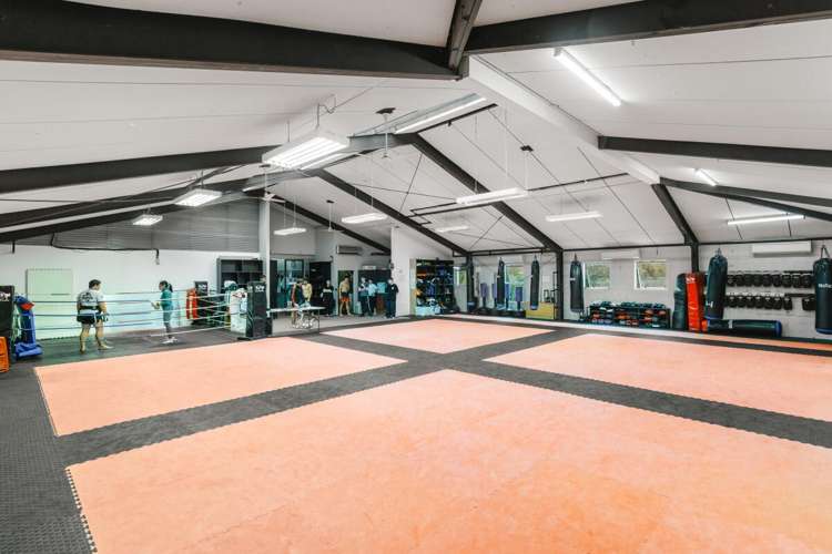 152-154 First Avenue Avenues_11