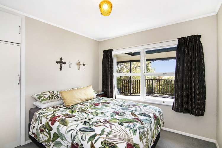 114 The Ridgeway Stoke_17