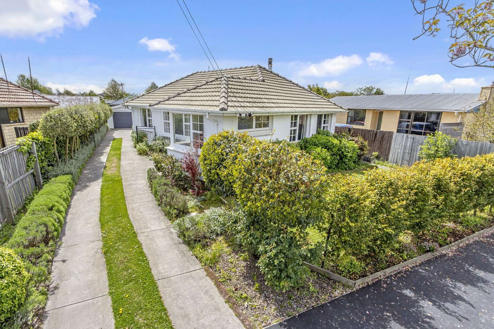 85 Farquhars Road Redwood_0