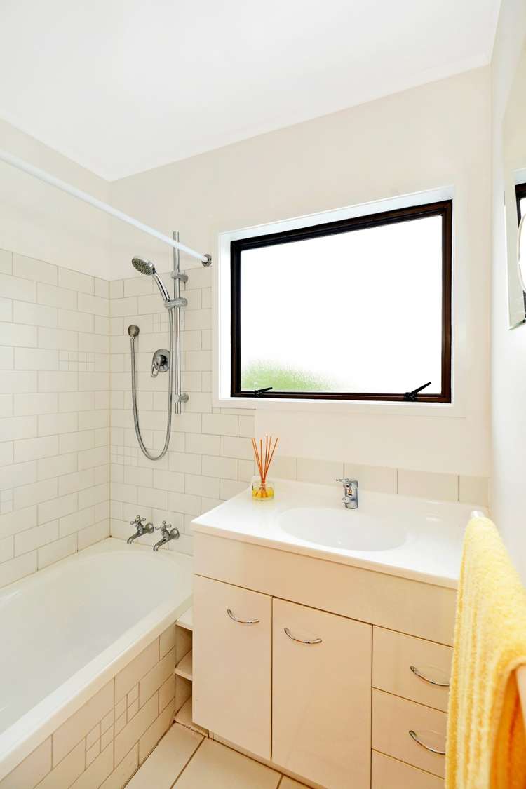 1/52 Rambler Crescent Beach Haven_12