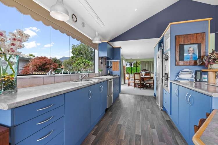 39 Alec Craig Way Gulf Harbour_11