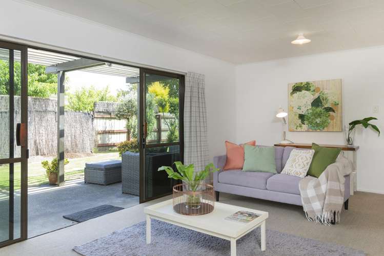 323 Stout Street Riverdale_19