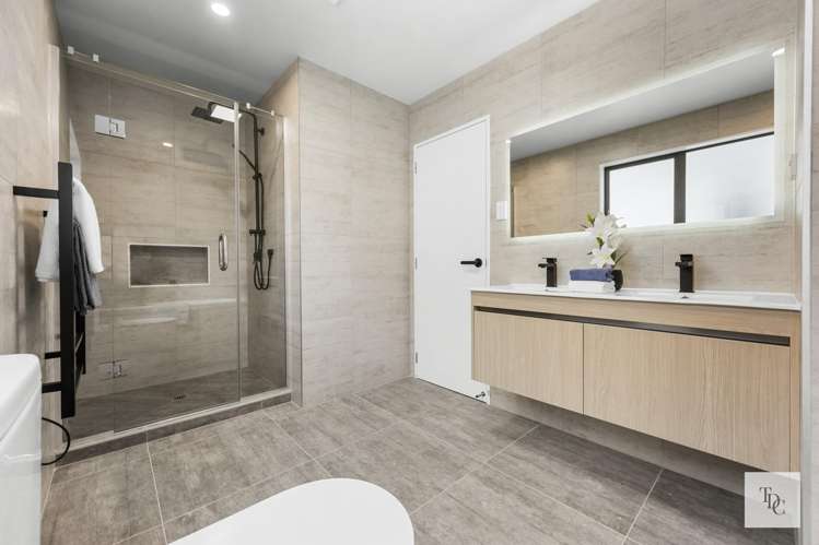 9,11,13,15 Shropshire Street Karaka_17