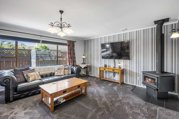 8 Takahe Place Matua_12