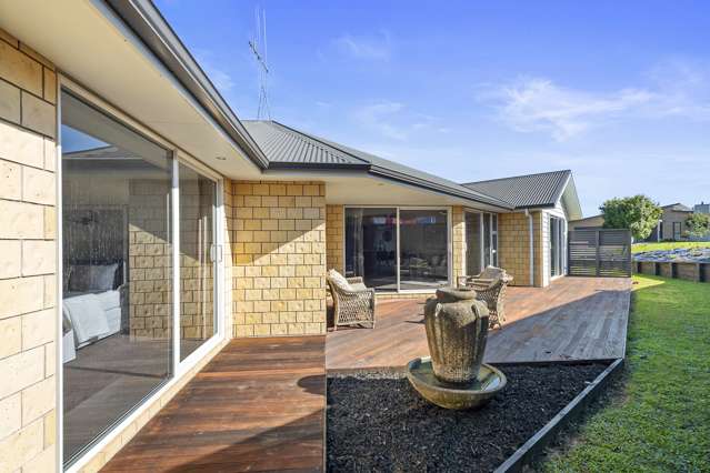 42 Somerton Drive Huntington_1