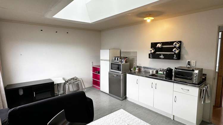 6/11 Ashley Place Beach Papamoa_5