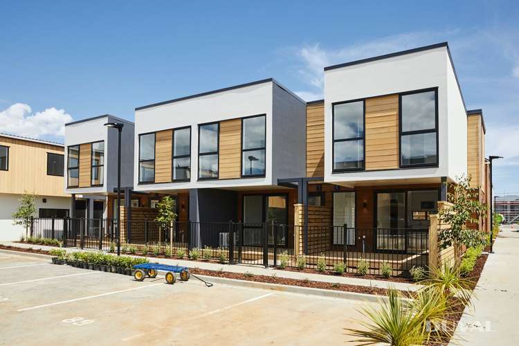 2/24 Parson Lane Papatoetoe_12