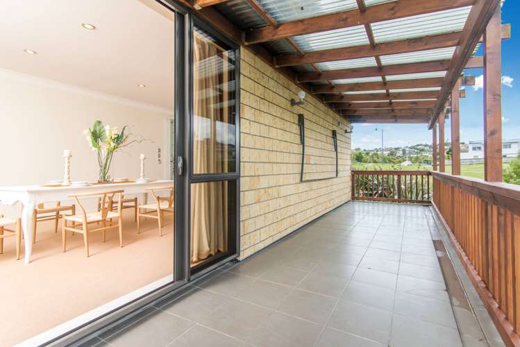 27 Medallion Drive Oteha_15