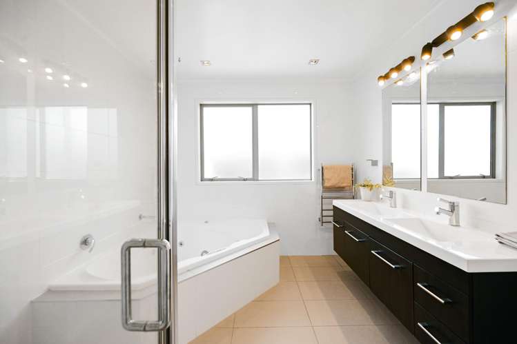 16 Whistler Close Rototuna North_18