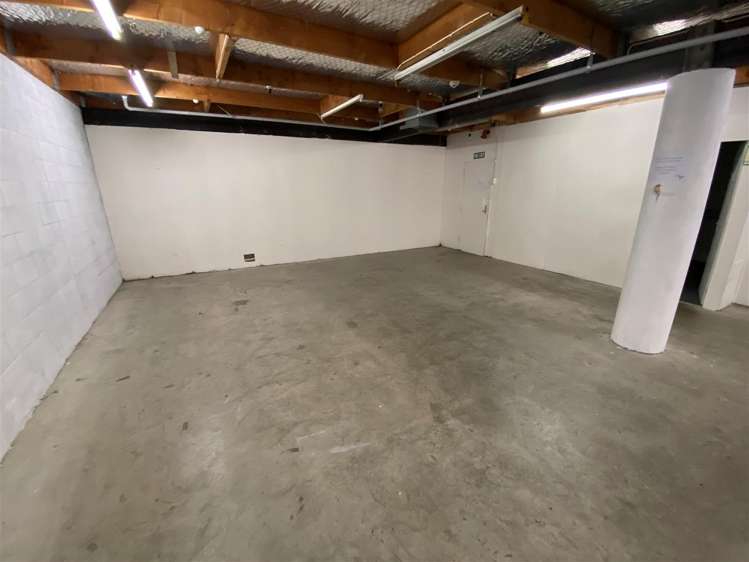 Shop 1, 94 Manners Street Te Aro_6