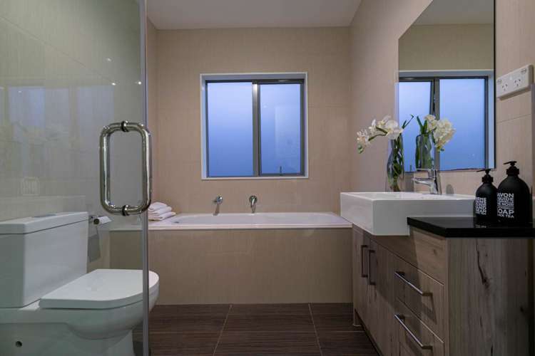 5 Whaley Greens Silverdale_17