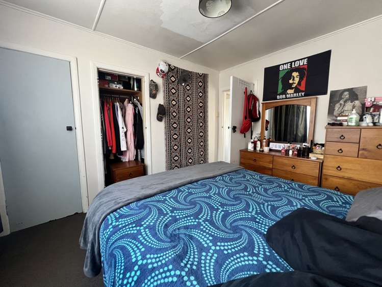 5 Guy Street Dannevirke_17