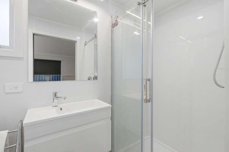 188 Taupo Quay - Tiny Home Whanganui Central_6