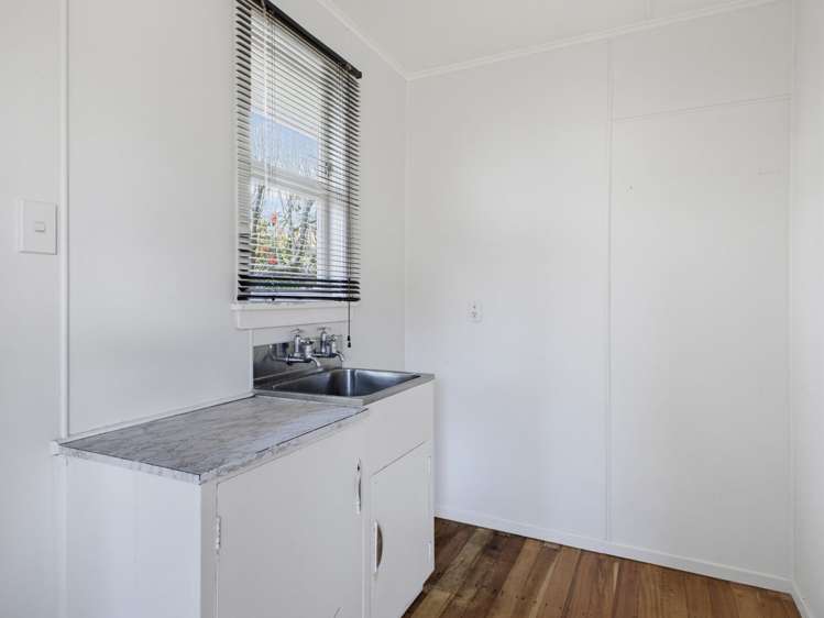 5 Mayfair Place Westown_22
