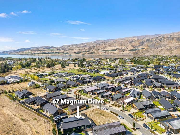 67 Magnum Drive Cromwell_18