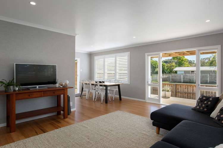 45 Roretana Drive Athenree_6