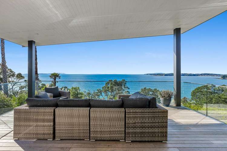 102 Vipond Road Stanmore Bay_4