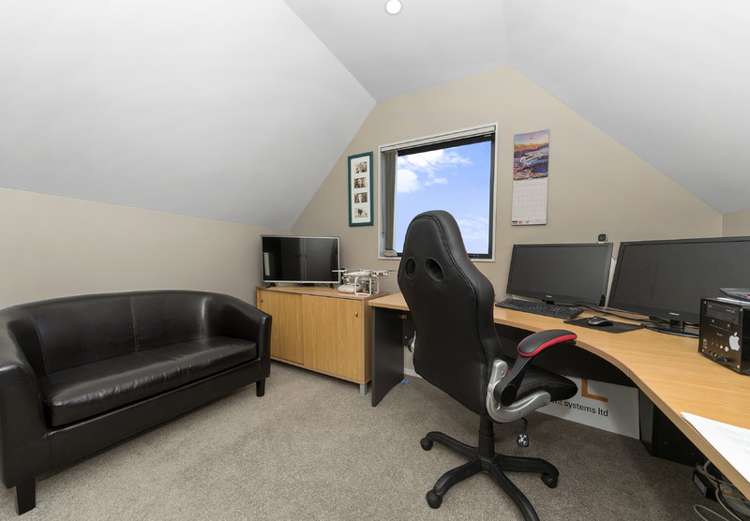 42 Squadron Drive Hobsonville_17