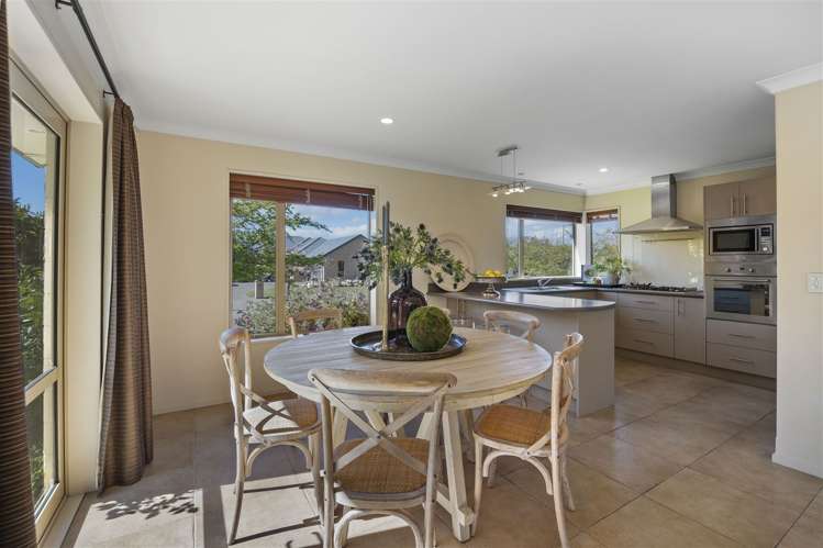 52 Skyedale Drive Harewood_5