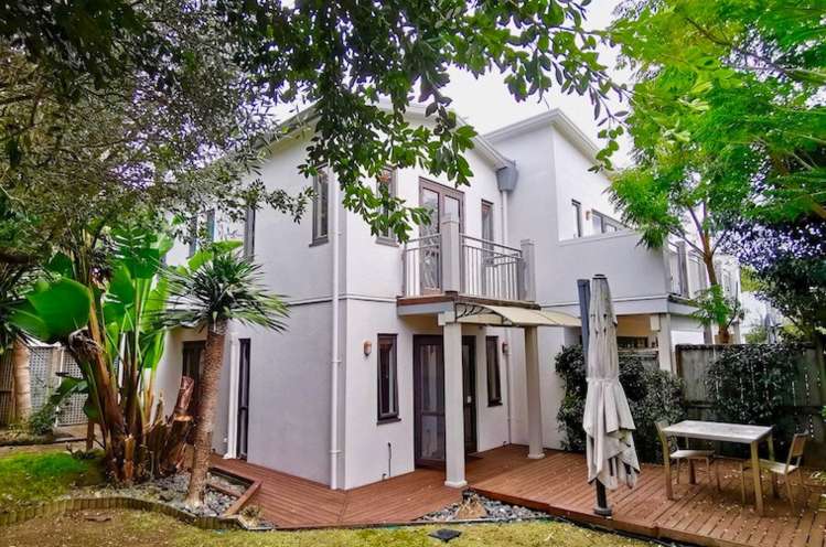 60/92 Bush Road Albany_0