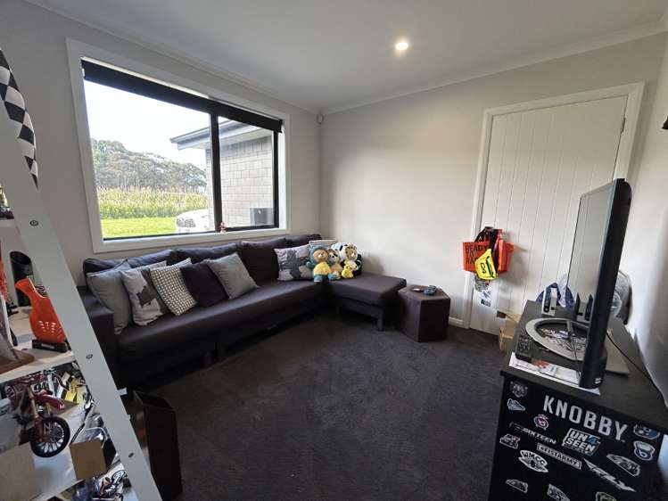 94 Reid Line East Feilding_15