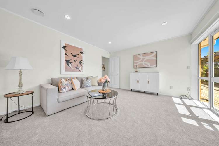 8 Lushington Place Huntington Park_10