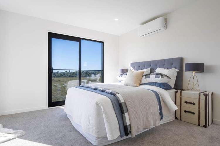 33e Saint Peters Street Northcote_9